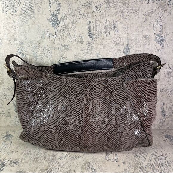 orYany Snake Embossed Leather - Picture 3 of 11